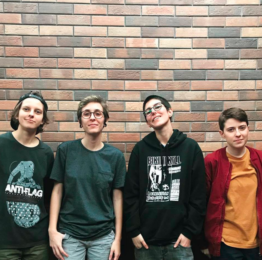 This image has an empty alt attribute; its file name is 03-sapataria.jpg